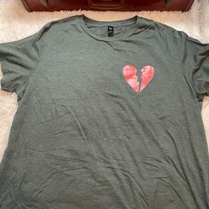 Four tops all together $10 or if you want something individual just let me know.